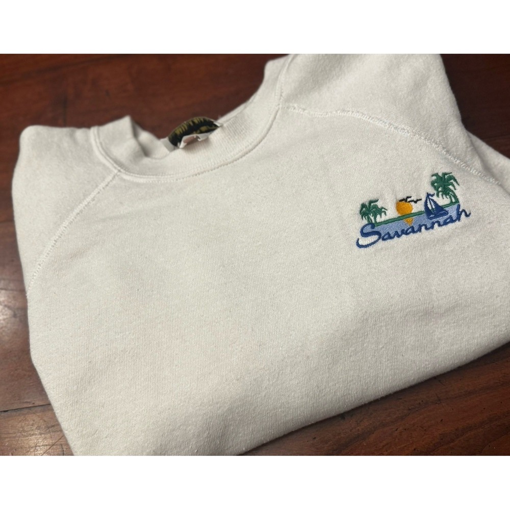 Vintage Savannah, Georgia Signet White Cotton Sweatshirt Palm Tree, Boat, Bird